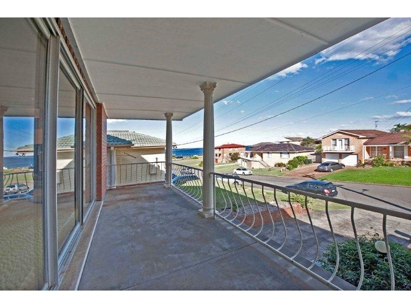 Caves Beach NSW 2281