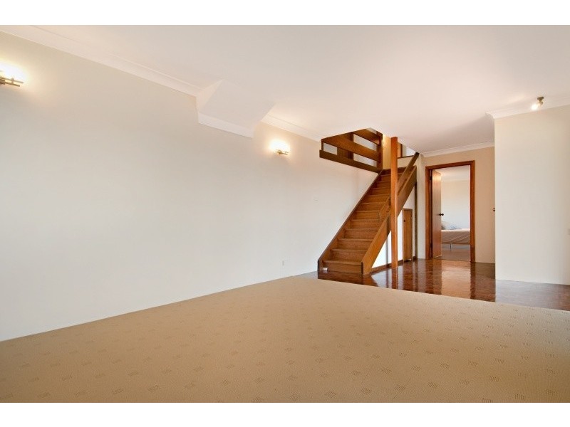 54 Scenic Drive, Caves Beach NSW 2281