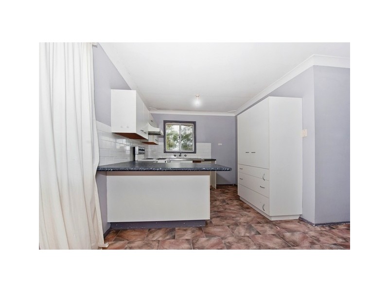 8 Bambara Road, Summerland Point NSW 2259