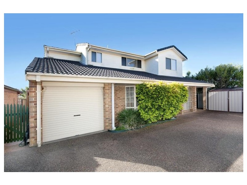 Blacksmiths NSW 2281