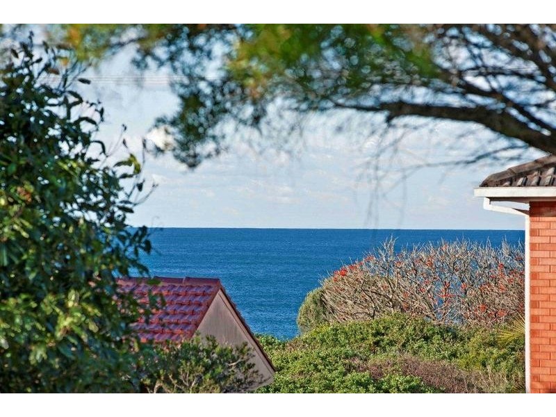 Caves Beach NSW 2281