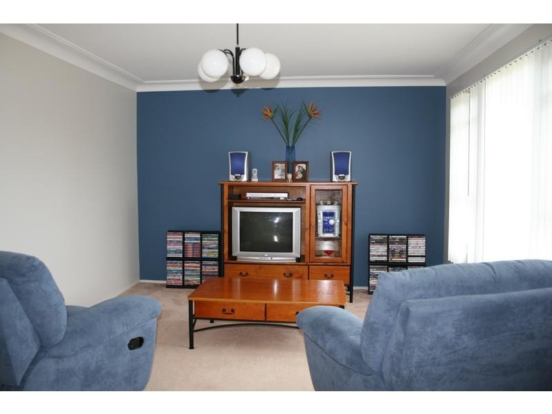 2 Civic Avenue, Caves Beach NSW 2281