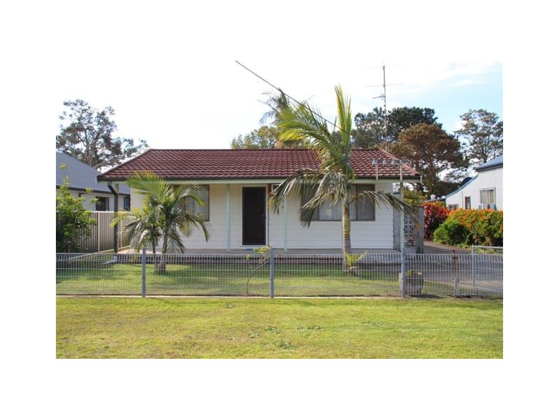 9 Oxley Street, Swansea NSW 2281