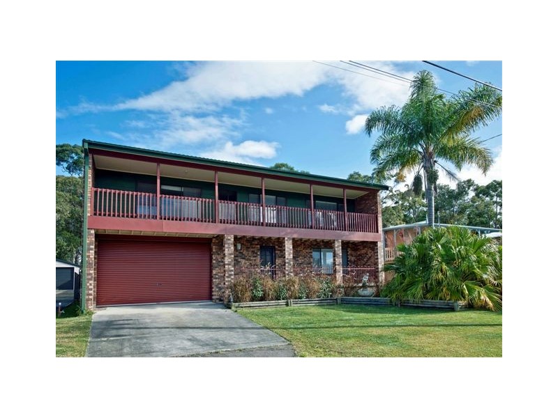 31 Yeramba Close, Summerland Point NSW 2259