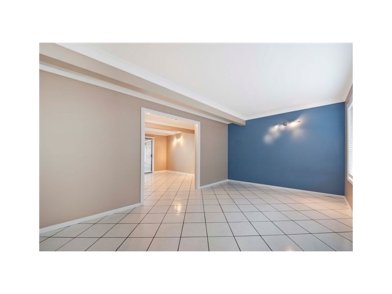 31 Yeramba Close, Summerland Point NSW 2259