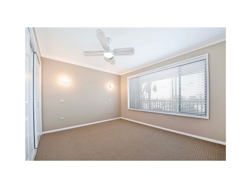 31 Yeramba Close, Summerland Point NSW 2259