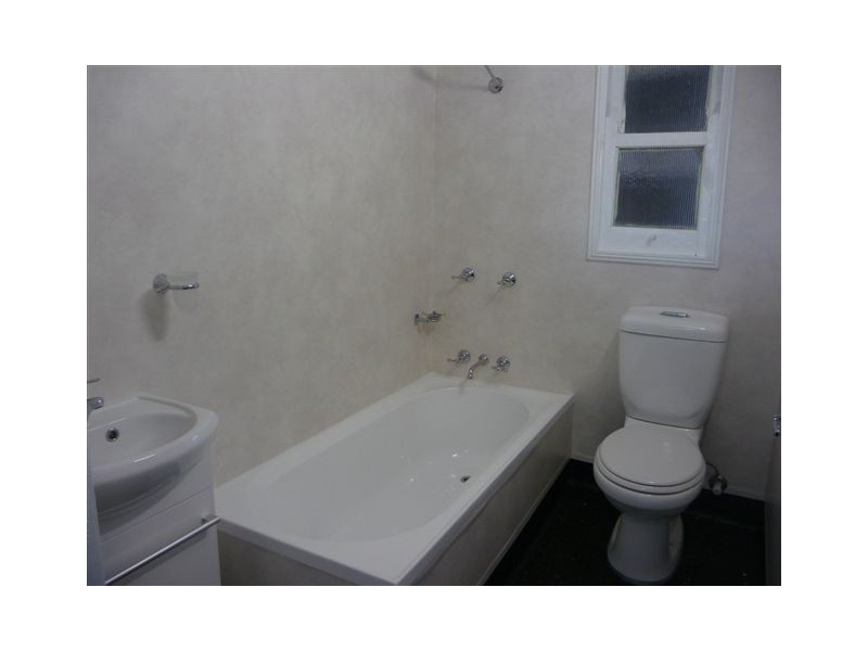 1 Vista St, Blacksmiths NSW 2281