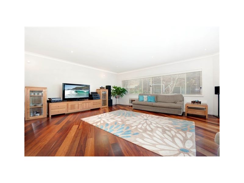 Caves Beach NSW 2281