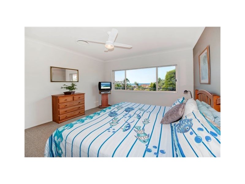 Caves Beach NSW 2281