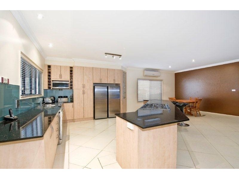 300 Old Pacific Highway, Swansea NSW 2281