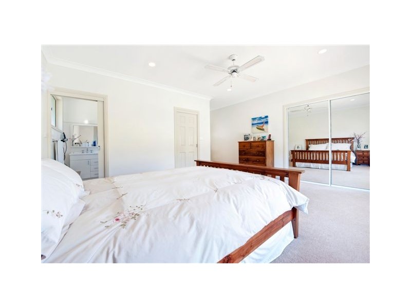 Caves Beach NSW 2281