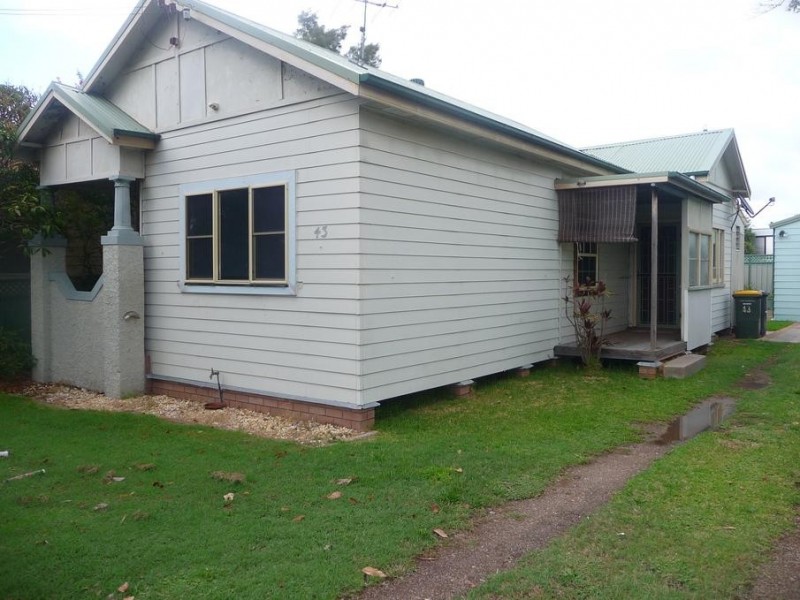 43 Robb Street, Belmont NSW 2280