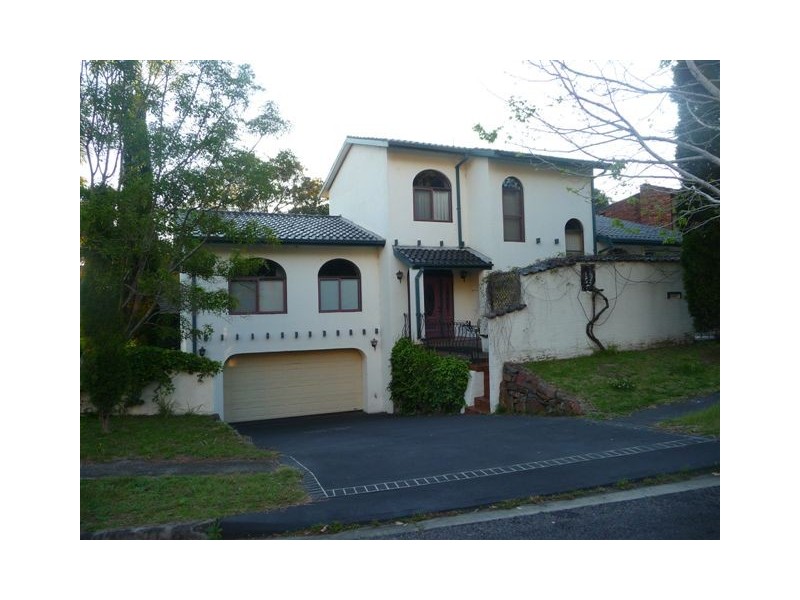 10 Yerambla Close, Eleebana NSW 2282