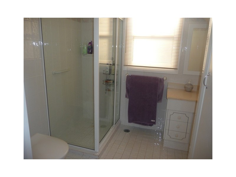 23 Hitchcock Avenue, Belmont NSW 2280