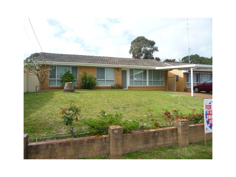 61 Cambpell Parade, Mannering Park NSW 2259