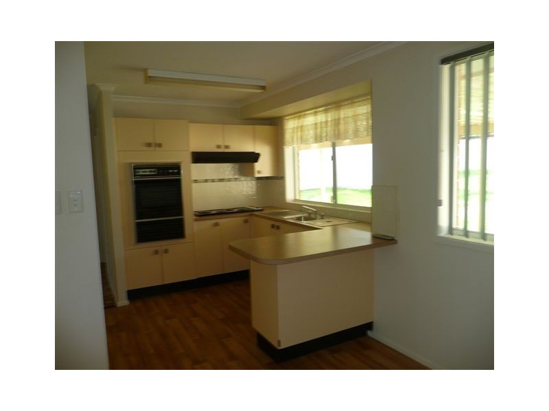 61 Cambpell Parade, Mannering Park NSW 2259