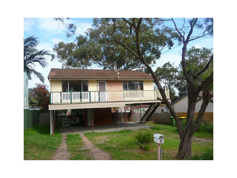 35 Dale Avenue, Chain Valley Bay NSW 2259