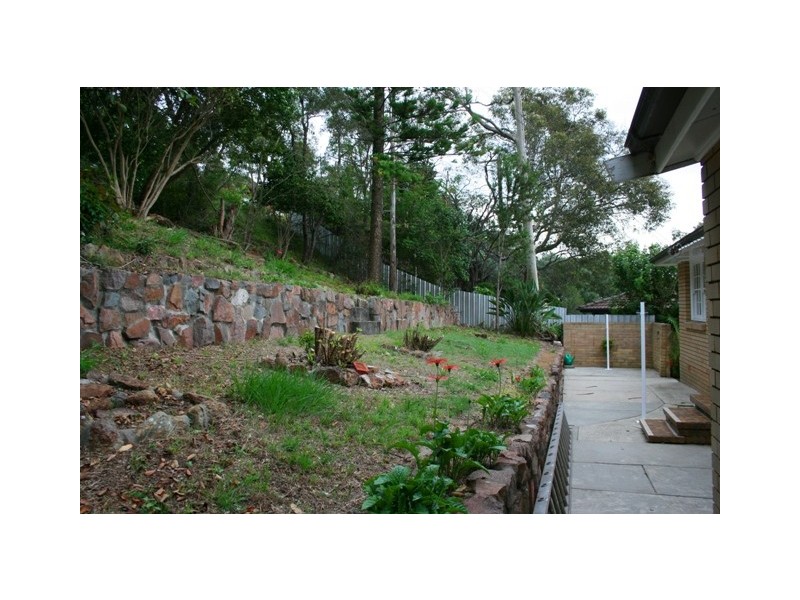 12 Scenic Drive, Caves Beach NSW 2281