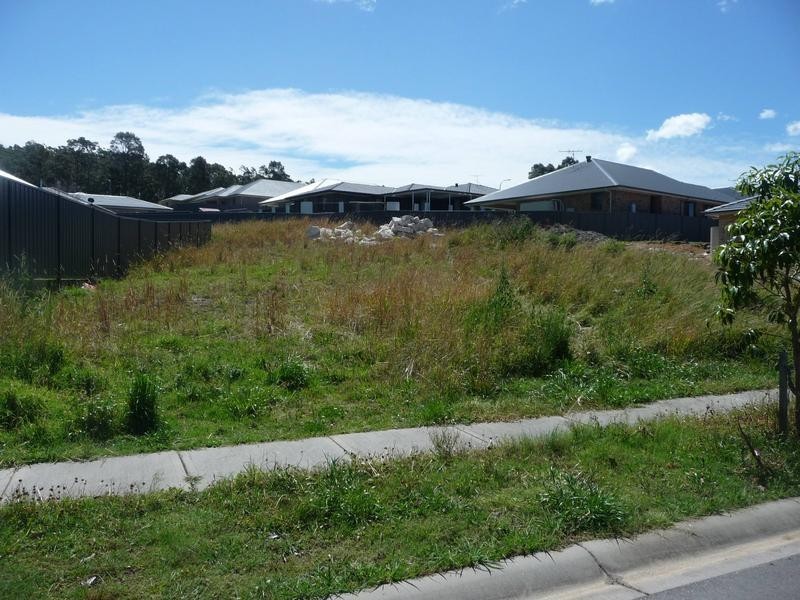 36 Northridge Drive, Cameron Park NSW 2285