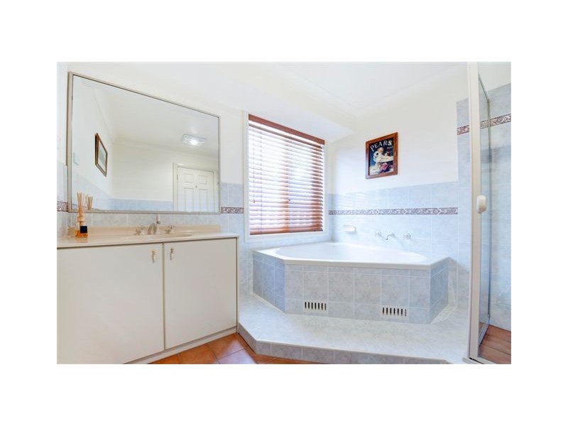 83 Silky Oak Drive, Caves Beach NSW 2281