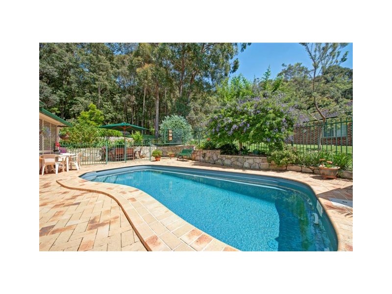 83 Silky Oak Drive, Caves Beach NSW 2281