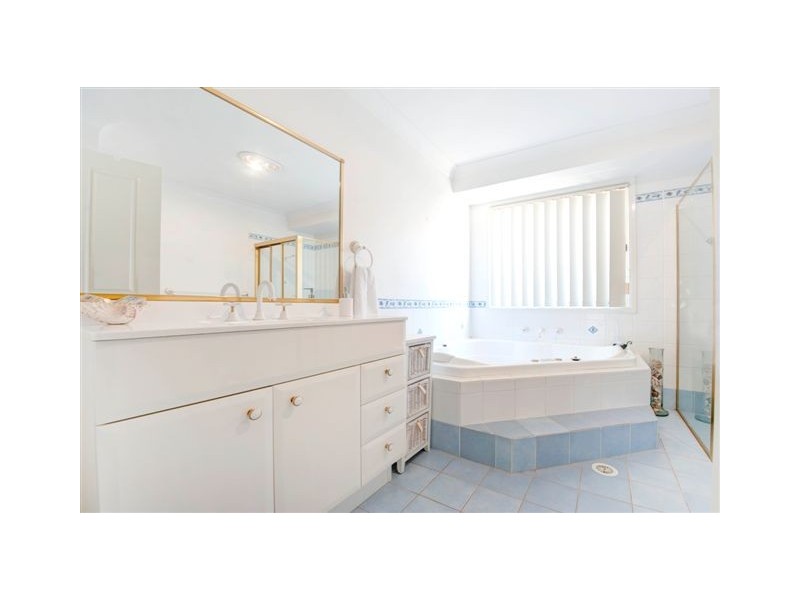 Summerland Point NSW 2259