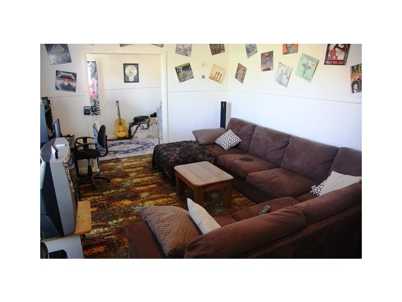 Blacksmiths NSW 2281