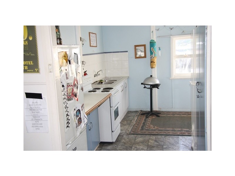 Blacksmiths NSW 2281