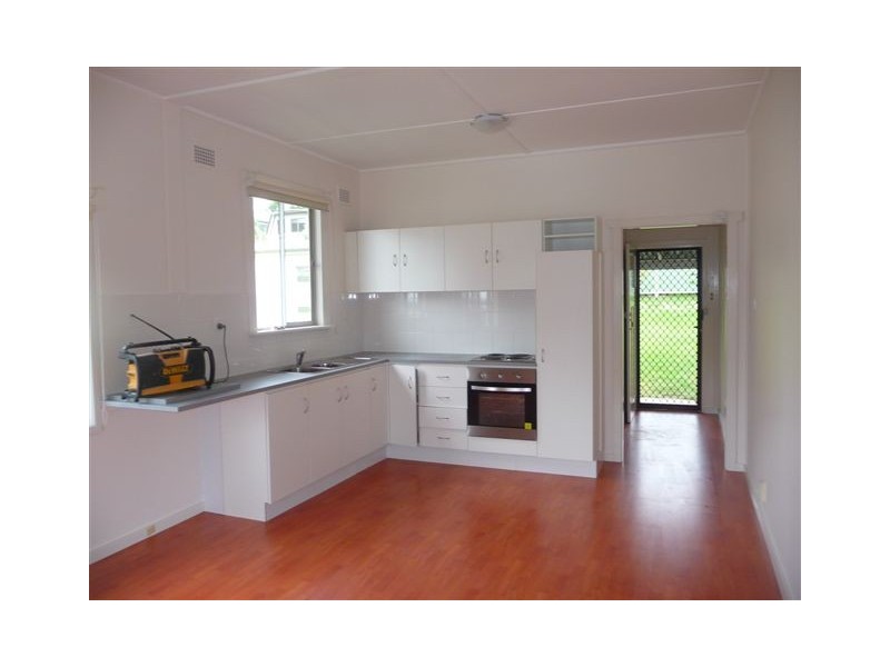 22 Kenilworth Street, Mannering Park NSW 2259