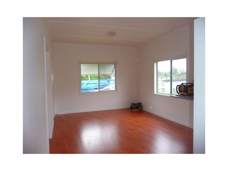 22 Kenilworth Street, Mannering Park NSW 2259