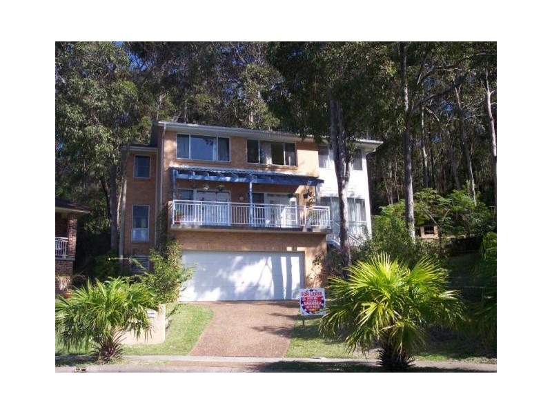 22 Palmtree Crescent, Caves Beach NSW 2281