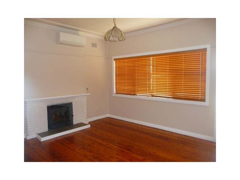 12 Cobbin Parade, Belmont NSW 2280