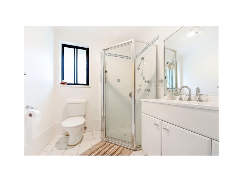 12 Copper Valley Close, Caves Beach NSW 2281