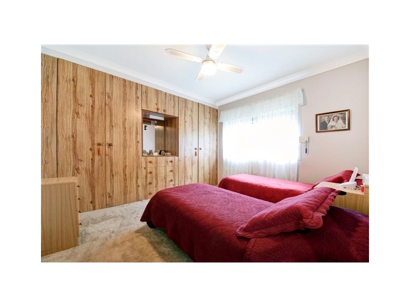 8 Park Parade, Blacksmiths NSW 2281