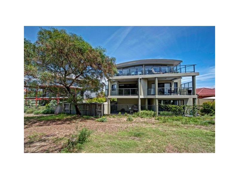 3/40 Oceanside Drive, Caves Beach NSW 2281