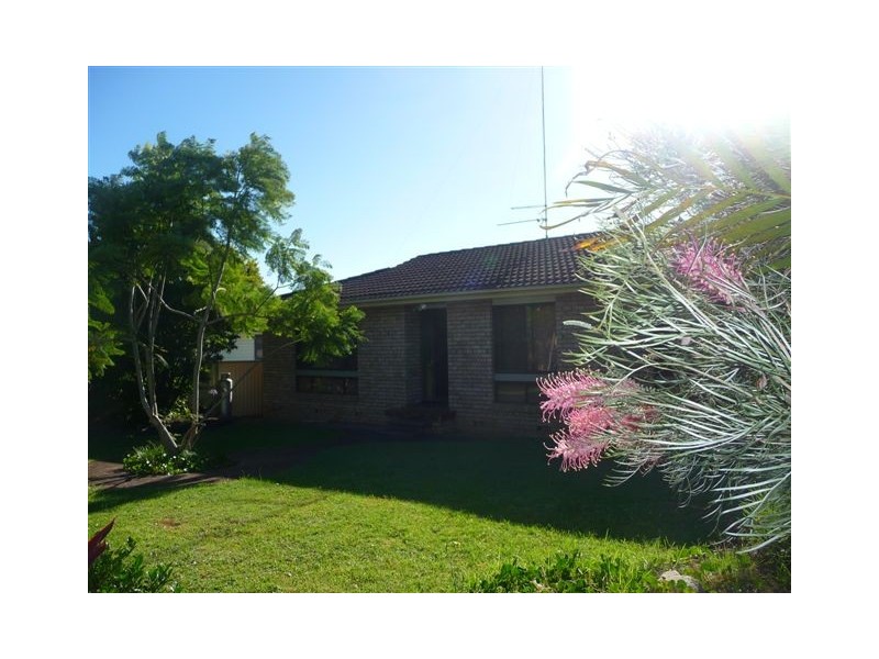 114 Vales Road, Mannering Park NSW 2259