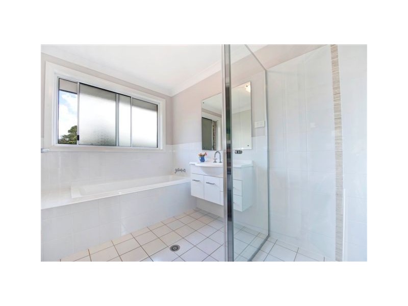 14 Weiss Close, Tingira Heights NSW 2290