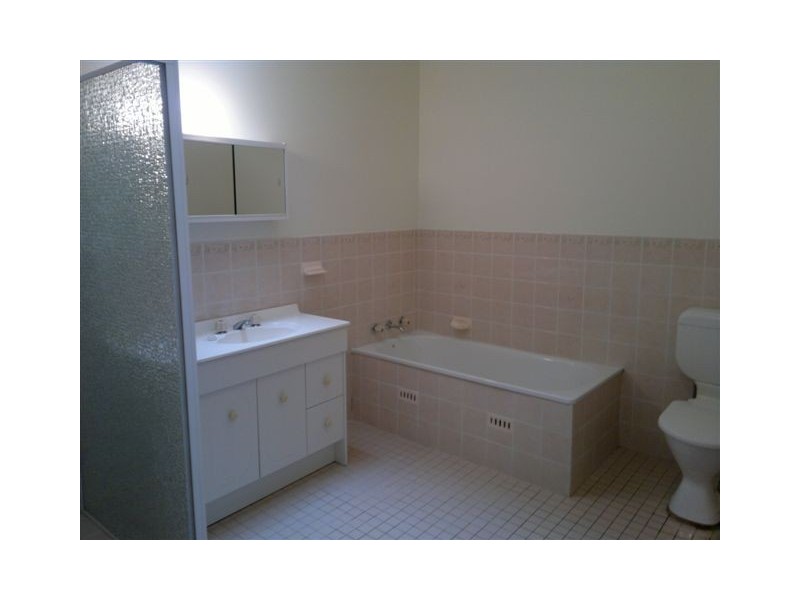 11a The Crescent, Wallsend NSW 2287