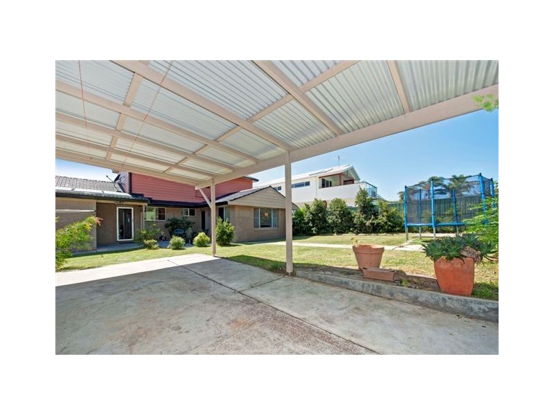 Caves Beach NSW 2281