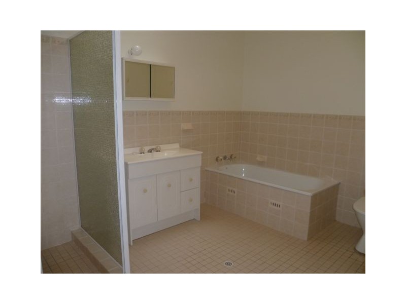 11a The Crescent, Wallsend NSW 2287