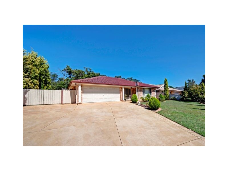 13 Boat Harbour Close, Summerland Point NSW 2259