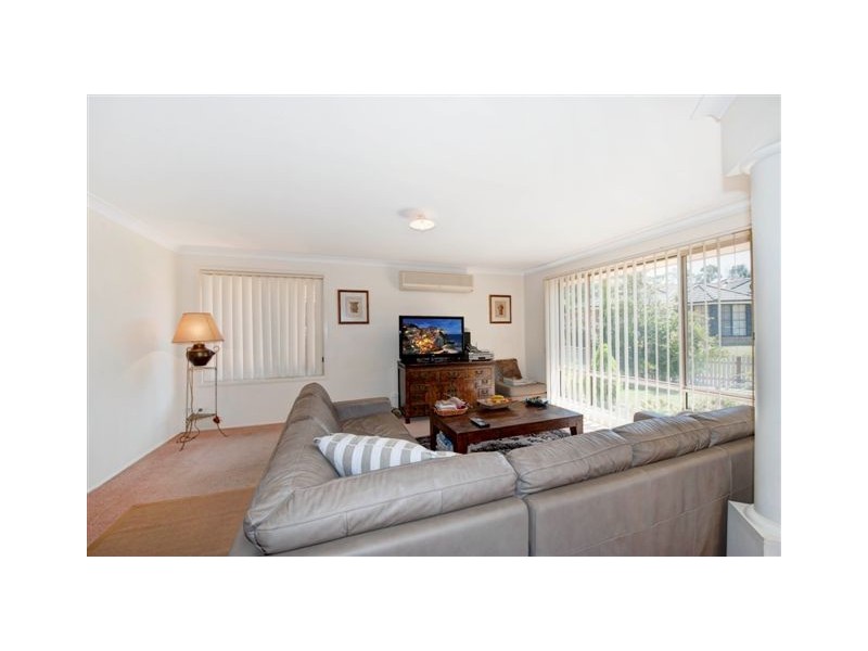 13 Boat Harbour Close, Summerland Point NSW 2259