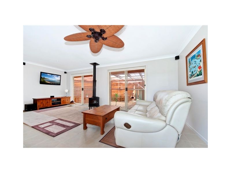 Mannering Park NSW 2259