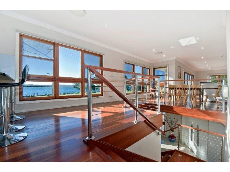 Caves Beach NSW 2281