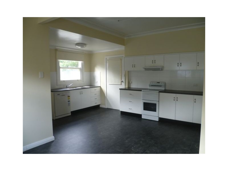 3 Mulbinga Street, Charlestown NSW 2290