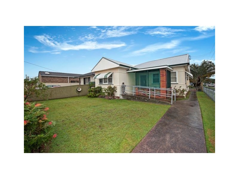 36 Lake Road, Swansea NSW 2281