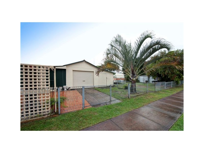36 Lake Road, Swansea NSW 2281