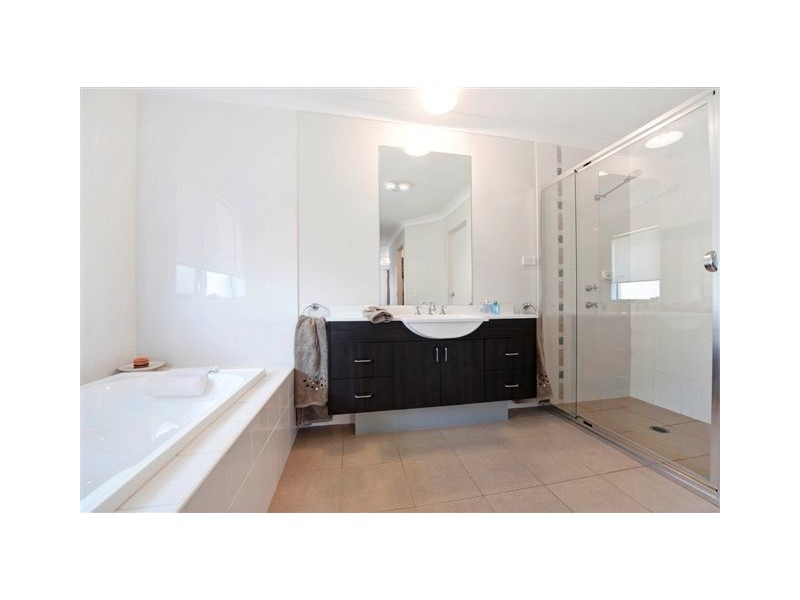 Blacksmiths NSW 2281