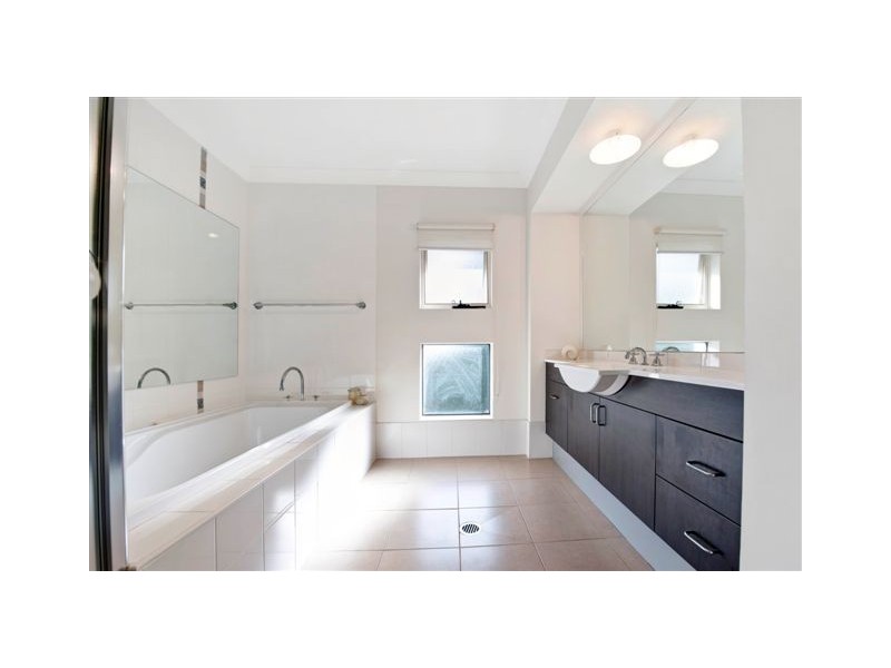 Blacksmiths NSW 2281