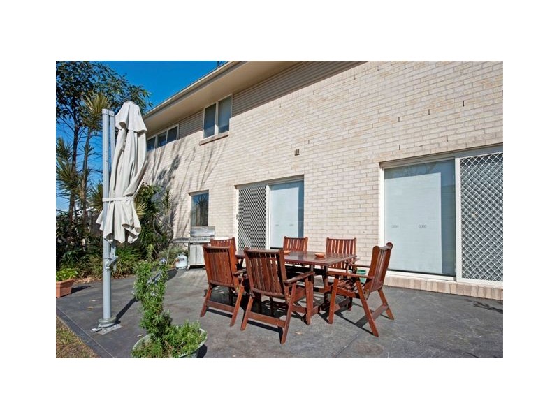 Blacksmiths NSW 2281